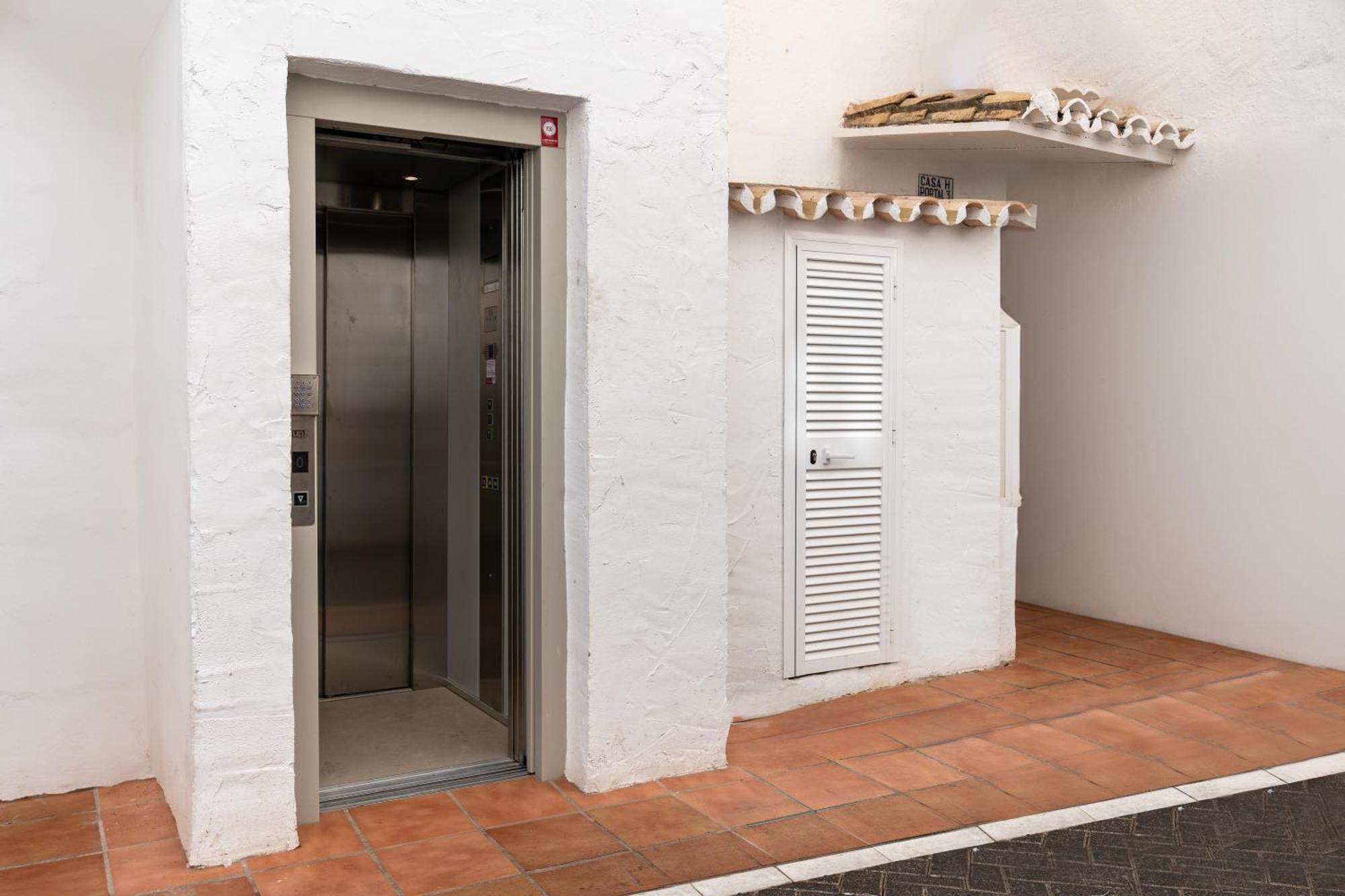Апартаменти 243-Fully Renovated-Puerto Banus Marbella Front Line Penthouse Екстер'єр фото